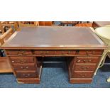 19TH CENTURY MAHOGANY TWIN PEDESTAL DESK WITH LEATHER INSET TOP AND 9 DRAWERS.