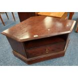 STAG MAHOGANY CORNER MEDIA UNIT WITH SINGLE DRAWER