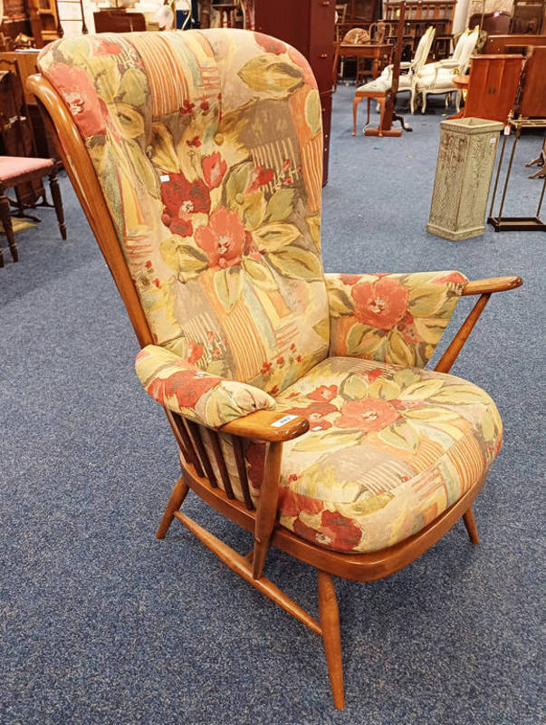 ERCOL ELM SPINDLE BACK ARMCHAIR WITH BUTTONED CUSHIONS Condition Report: The frame