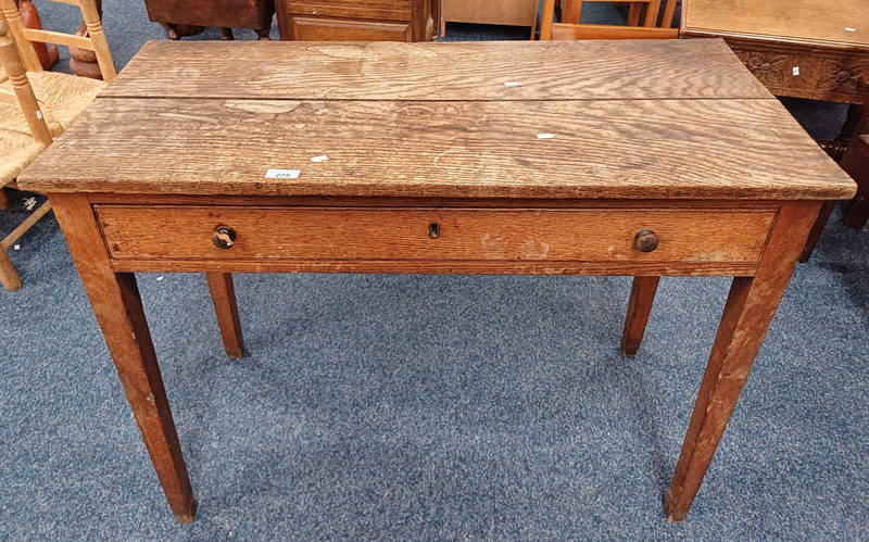 19TH CENTURY OAK SIDE TABLE WITH SINGLE DRAWER ON SQUARE TAPERED SUPPORTS Condition