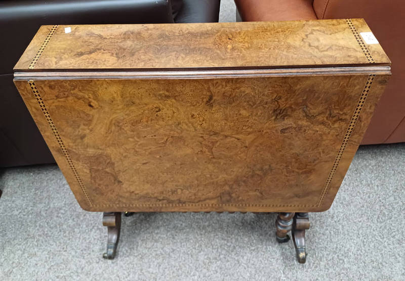 19TH CENTURY WALNUT SUTHERLAND TABLE WITH DECORATIVE INLAY ON BARLEY TWIST SUPPORTS