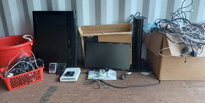 GOOD SELECTION OF ELECTRONIC TO INCLUDE APPLE 160GB, IPOD SHUFFLE, NINTENDO WII CONSOLE,