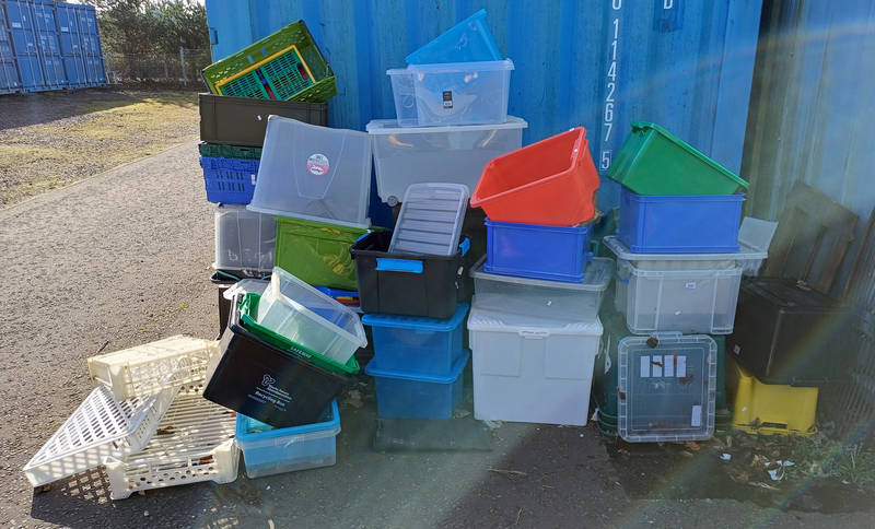 LARGE SELECTION OF PLASTIC BOXES
