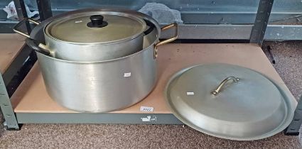 2 LARGE ALUMINIUM POTS