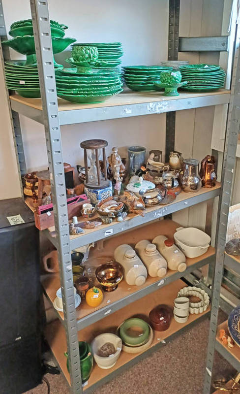 LARGE SELECTION GREEN WEDGWOOD PLATES, ETC, POTTERY HOT WATER BOTTLES, VARIOUS PORCELAIN FIGURES,