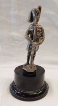 SILVER PLATED FIGURE OF MILITARY GUARDSMAN IN KILT