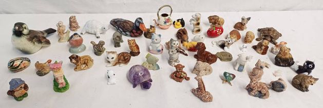 EXCELLENT SELECTION OF PORCELAIN FIGURES TO INCLUDE GOEBEL, SZEIZLER, ROYAL COPENHAGEN,