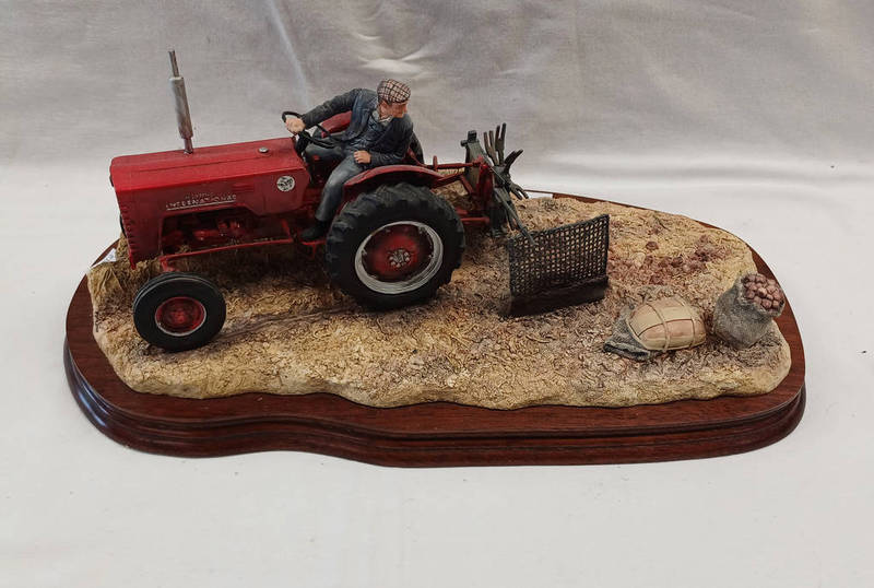 BORDER FINE ARTS FIGURE 'LIFTING THE PINKS (INTERNATIONAL B250 TRACTOR)' B0219 BY RAY AYRES WITH