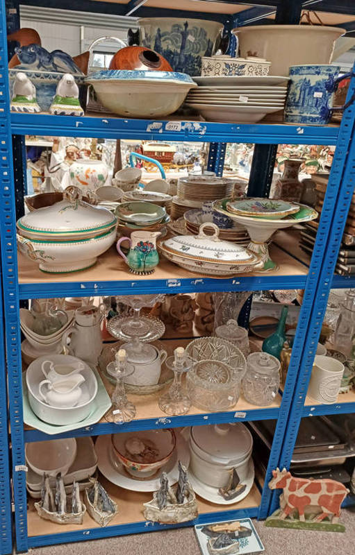 VARIOUS BLUE & WHITE PORCELAIN , VARIOUS ROYAL WORCESTER AND OTHER PORCELAIN INCLUDING BOUGH,