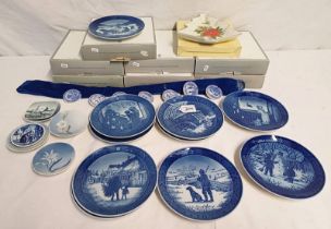 EXCELLENT SELECTION OF ROYAL COPENHAGEN PLATES & DISHES, SOME BOXED,