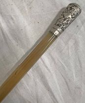 MIDDLE EASTERN WHITE METAL TIPPED HORN STICK,