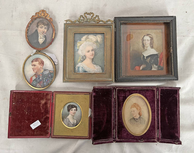 SELECTION OF MINIATURE PORTRAITS IN FRAMES TO INCLUDE 1 OF A SCOTTISH HIGHLAND LIGHT INFANTRY