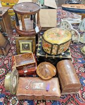 LEATHER COVERED DOME TOPPED JEWELLERY BOX, TIN BOX WITH ORIENTAL SCENE TO EXTERIOR, 2 COLUMN STANDS,