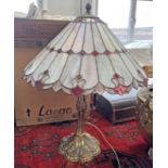 LEADED GLASS TIFFANY STYLE TABLE LAMP,