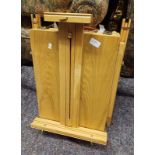 OAK TRAVEL EASEL