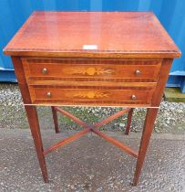 CROSSBANDED MAHOGANY SIDE TABLE WITH 2 DRAWERS WITH DECORATIVE BOXWOOD INLAY ON SQUARE TAPERED