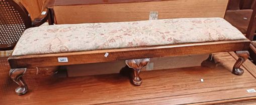 20TH CENTURY MAHOGANY RECTANGULAR FOOTSTOOL ON SHORT QUEEN ANNE SUPPORTS