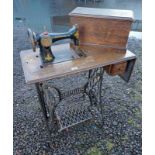 OAK SINGER SEWING TABLE WITH SEWING MACHINE & SINGLE DRAWER ON CAST IRON TREADLE,