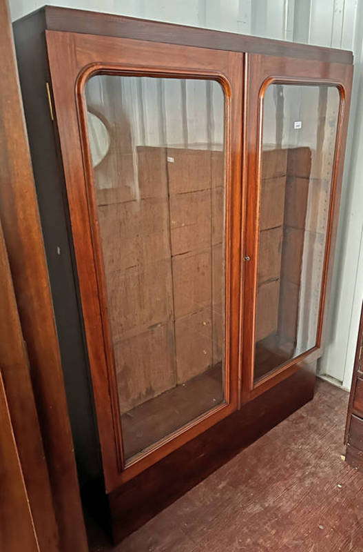 19TH CENTURY MAHOGANY BOOKCASE WITH 2 GLAZED PANEL DOORS OPENING TO SHELVED INTERIOR ON PLINTH BASE,