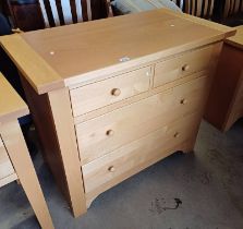 21ST CENTURY BEECH CHEST OF DRAWERS WITH 2 SHORT DRAWERS OVER 2 LONG DRAWERS.