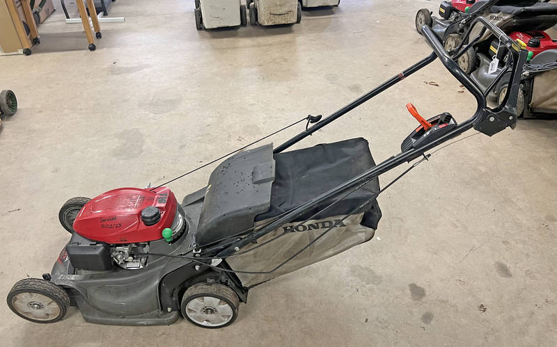 2021 HONDA HRX 537 HYE 21" ROTARY SELF PROPELLED MOWER WITH VARIABLE SPEED SETTING AND OPTIONAL