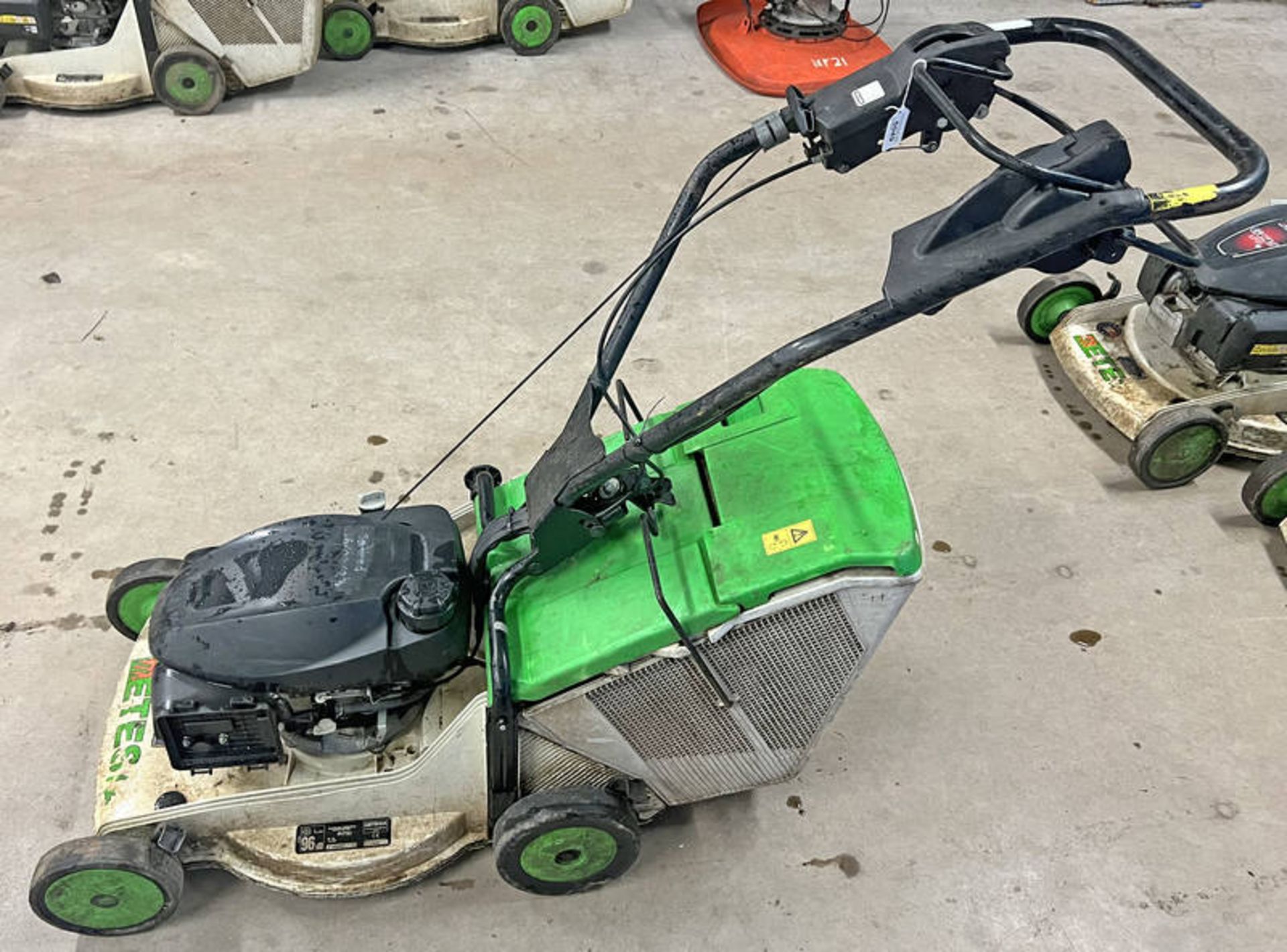 2020 18" ETESIA PRO PHTS3 WITH GRASS BOX SELF PROPELLED PEDESTRIAN MOWER WITH 46CM CUTTING WIDTH