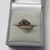 MID 19TH CENTURY EMERALD & DIAMOND CLUSTER RING,