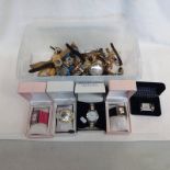 LARGE SELECTION OF VARIOUS LADIES & GENTS WRISTWATCHES