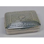 GEORGIAN SILVER SNUFF BOX WITH ENGRAVED DECORATION & GILT INTERIOR BY CLARK & SMITH,