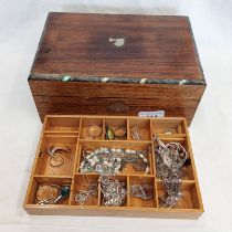19TH CENTURY ROSEWOOD JEWELLERY BOX & CONTENTS INCLUDING 925 SILVER RINGS,