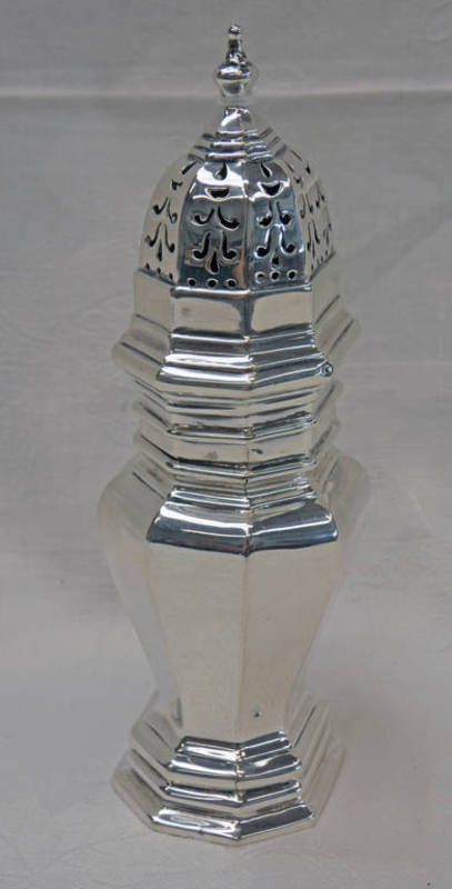 SILVER SUGAR SHAKER WITH PIERCED DESIGN ON LID 16 CM TALL,