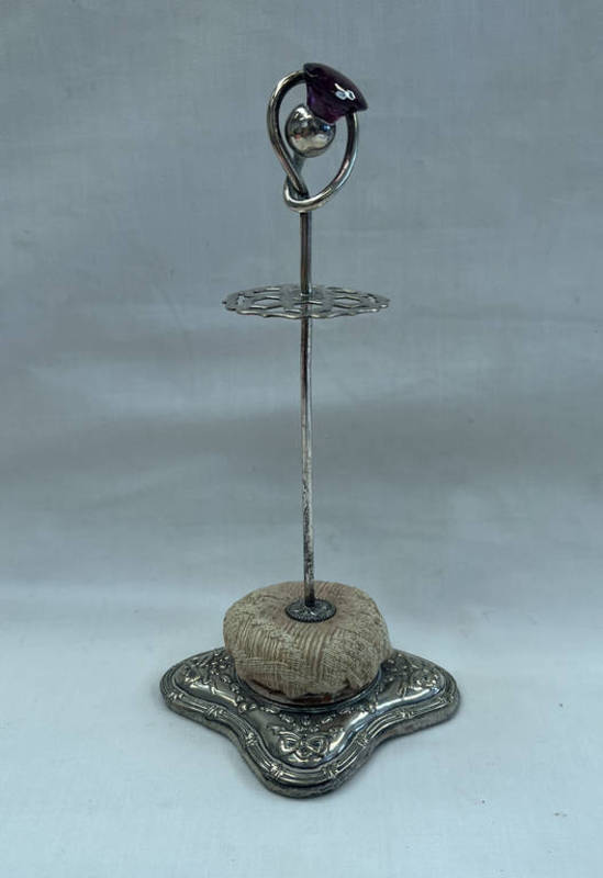 SILVER PLATED THISTLE HAT PIN STAND