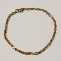 9CT GOLD BRACELET - 5.