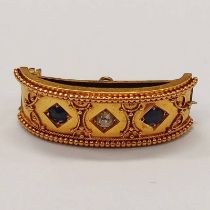 19TH CENTURY YELLOW METAL BROOCH SET WITH SAPPHIRE & DIAMOND - 3CM LONG Condition