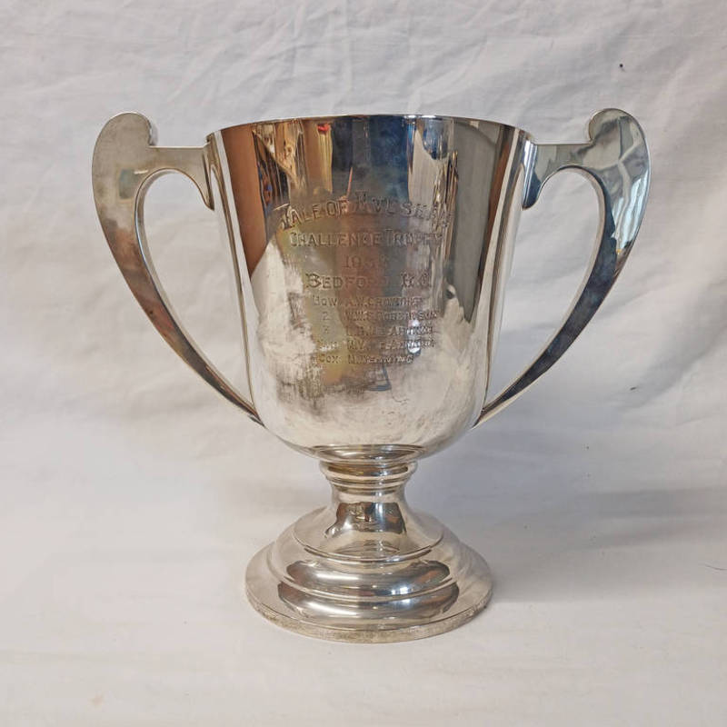 SILVER 2-HANDLED ROWING TROPHY: THE VALE OF EVESHAM CHALLENGE TROPHY, BIRMINGHAM 1929 - 815G, 24.