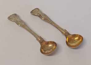 PAIR OF VICTORIAN SILVER SALT SPOONS BY ELKINGTON & CO.