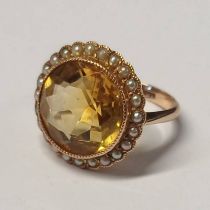EARLY 20TH CENTURY GOLD CITRINE & SEED PEARL SET RING Condition Report: Overall in