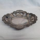 SILVER OVAL BOWL WITH PIERCED DECORATION, SHEFFIELD 1896 - 26 CM LONG,
