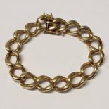 9CT GOLD CURBLINK BRACELET - 44.