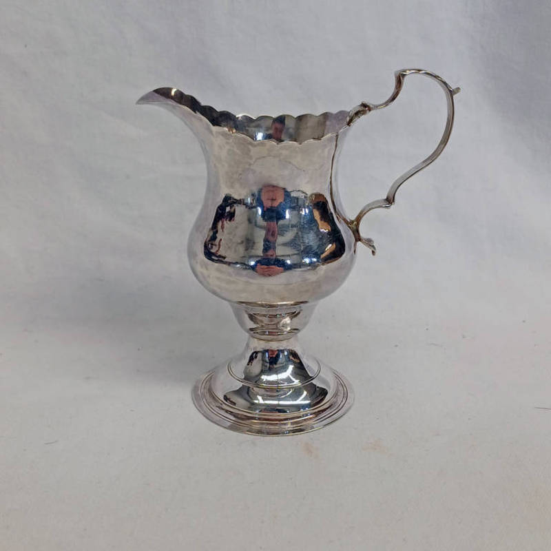 GEORGE III SILVER CREAM JUG ON CIRCULAR BASE BY THOMAS SHEPHERD, LONDON 1774 - 11.