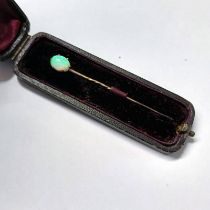 19TH CENTURY OPAL SET TIE PIN MARKED 15CT