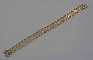 18K GOLD GREEK KEY PATTERN BRACELET - 11.