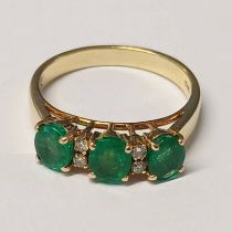 14K GOLD EMERALD & DIAMOND SET RING,