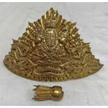 16TH (THE QUEENS) LANCERS OTHER RANKS FULL CHEST LANCE CAP PLATE, DIE STAMPED GILDED METAL 1902-14,