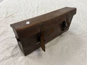 WW2 CANS 303 MG F LTD 1941 MARKED LEATHER VICKERS MACHINE GUN AMMUNITION CASE WITH MARKINGS