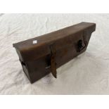 WW2 CANS 303 MG F LTD 1941 MARKED LEATHER VICKERS MACHINE GUN AMMUNITION CASE WITH MARKINGS