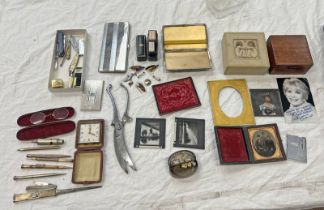 VARIOUS EMPHERMERA TO INCLUDE ROLLED GOLD PENCILS, MULTI TOOL, CARD CASES,