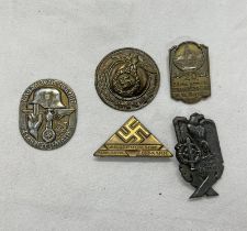 5 THIRD REICH STYLE TINNIES / BADGES TO INCLUDE 1936 GAU TAG DER WEHRMACHT FRANKFURT AM MAIN,