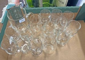 SELECTION OF GUINESS GLASSES TO INCLUDE 1977 THE QUEENS SILVER JUBILEE