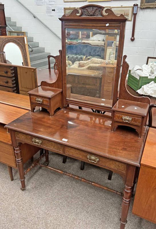 LATE 19TH CENTURY MAHOGANY DRESSING TABLE WITH SWING MIRROR & 2 FRIEZE DRAWERS OVER SINGLE LONG